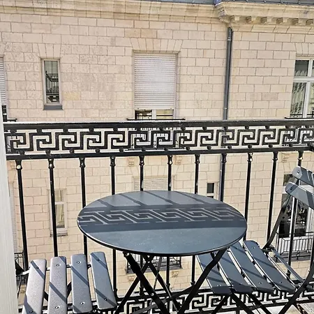 Nid Douillet Hyper-centre-place Royale נאנט